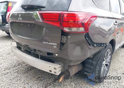 2018 Mitsubishi Outlander Le/Se/Sel z USA, uszkodzony, nr VIN JA4AD3A34JZ065816